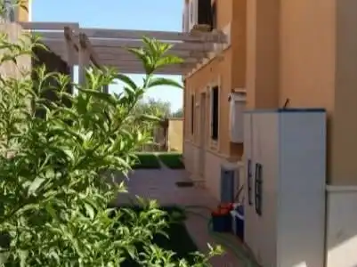 Casa o chalet de alquiler en Calle Salvia, 40, Espartinas Pueblo Vista exterior de Casa o chalet de alquiler en Espartinas con Aire acondicionado, Jardín privado y Piscina