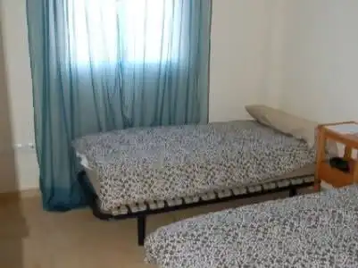 Casa o chalet de alquiler en Calle Salvia, 40, Espartinas Pueblo Habitación de Casa o chalet de alquiler en Espartinas con Aire acondicionado, Jardín privado y Piscina