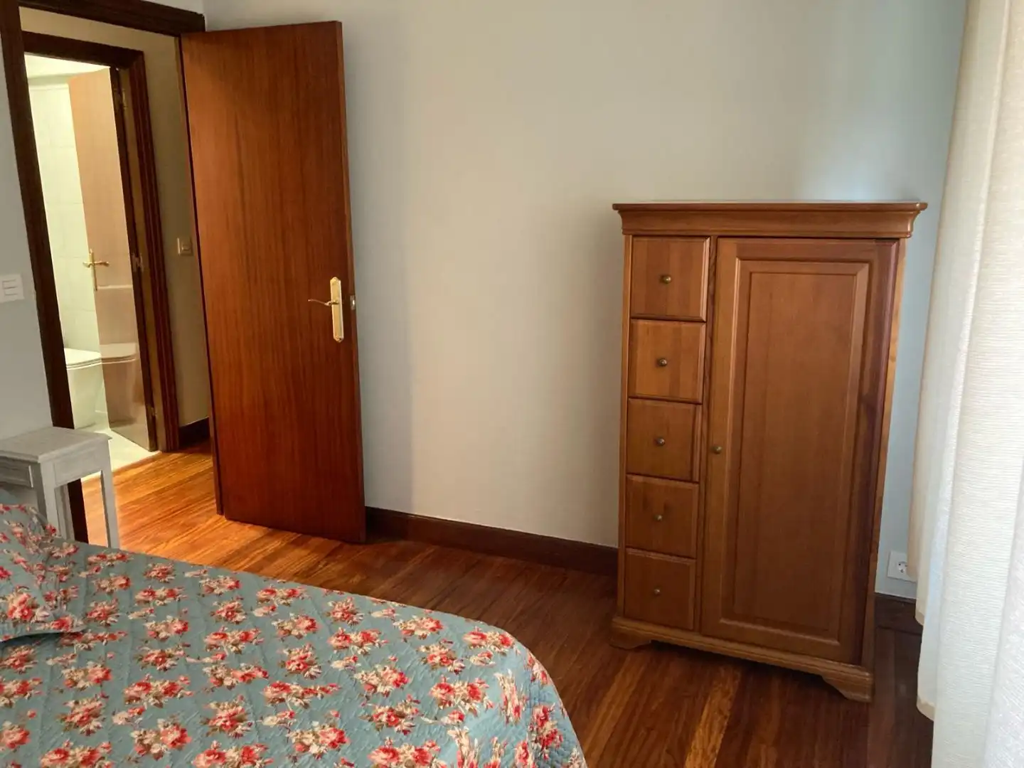 Piso en venta en Aretxalde Auzoa, 160, Lezama Habitación de Piso en venta en Lezama con Calefacción, Amueblado y Balcón