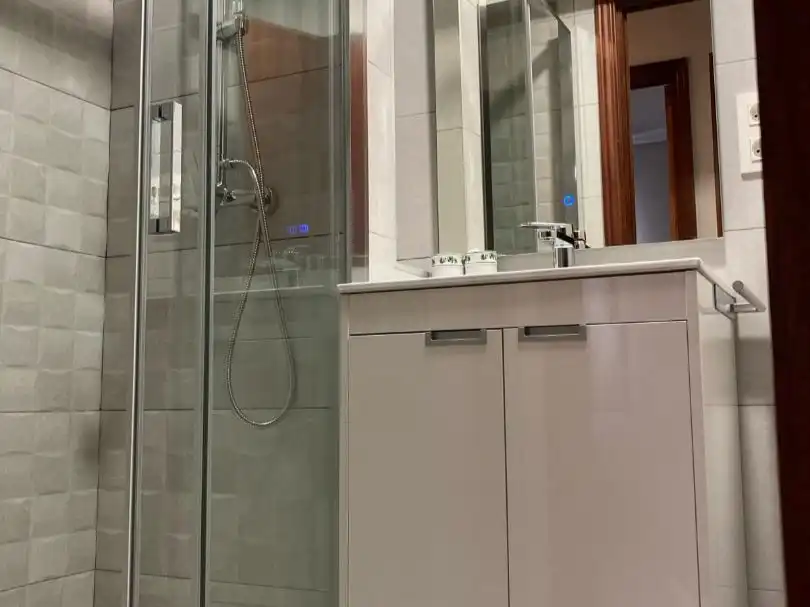 Piso en venta en Aretxalde Auzoa, 160, Lezama Baño de Piso en venta en Lezama con Calefacción, Amueblado y Balcón