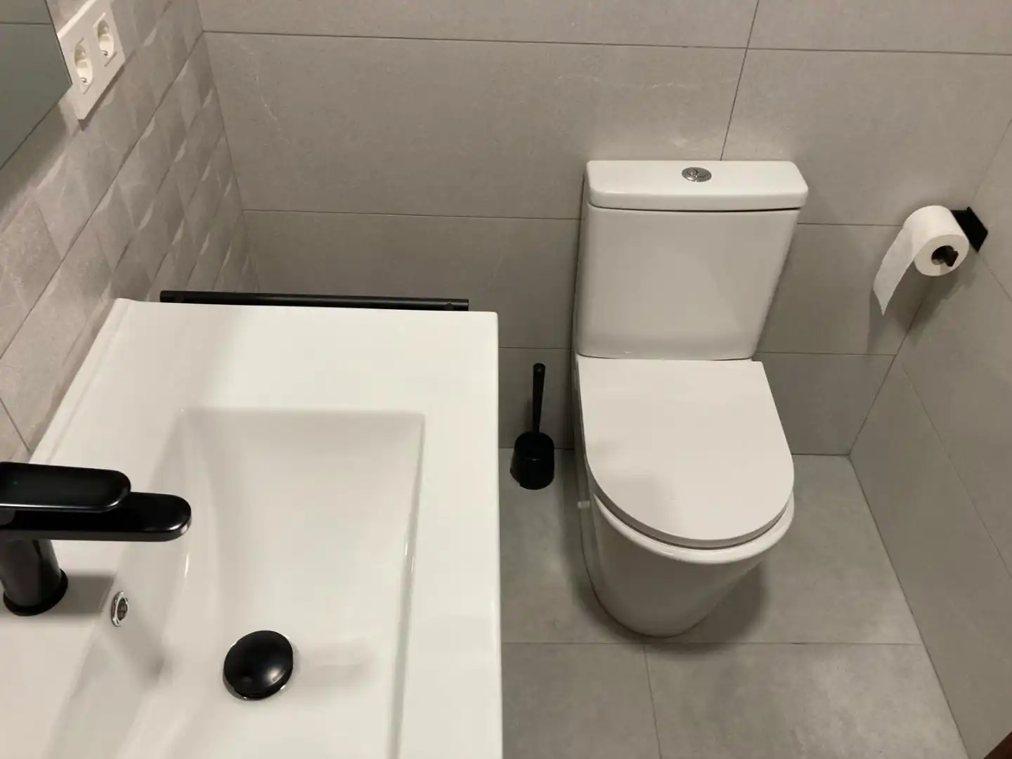 Piso en venta en Aretxalde Auzoa, 160, Lezama Baño de Piso en venta en Lezama con Calefacción, Amueblado y Balcón