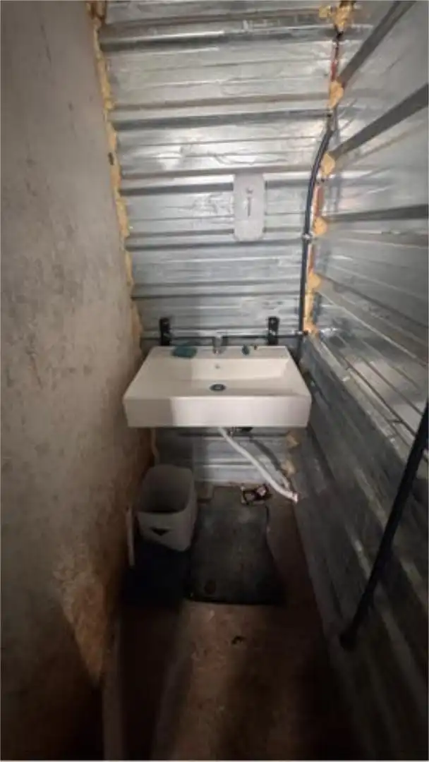 Baño de Garaje de alquiler en Los Santos de la Humosa
