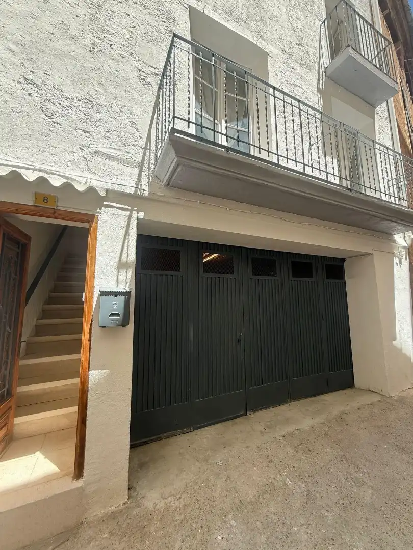 Casa adosada en venda a Travessia de la Ventura, 8, Móra d'Ebre Aparcament de Casa adosada en venda en Móra d'Ebre