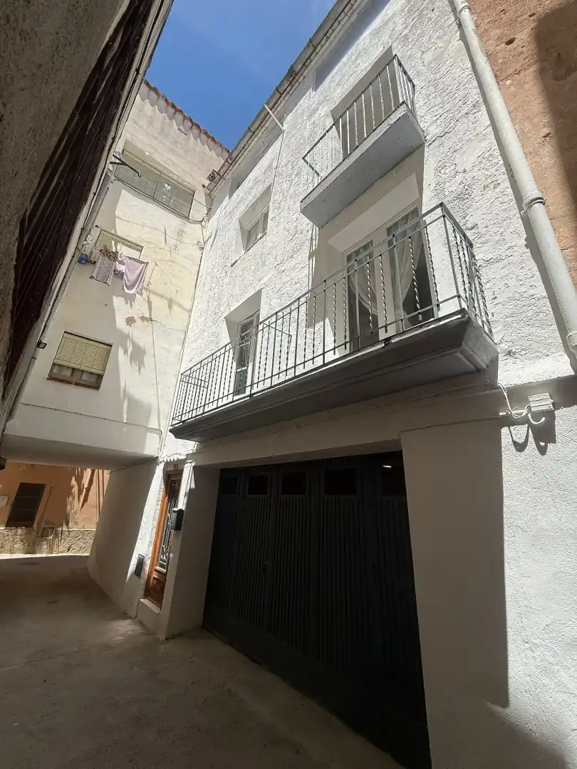 Casa adosada en venda a Travessia de la Ventura, 8, Móra d'Ebre Terrassa de Casa adosada en venda en Móra d'Ebre