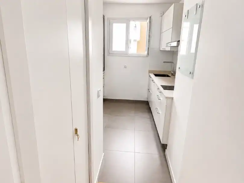 Flat for sale in Calle Islas Filipinas, 40, Vallehermoso Kitchen of Flat for sale in Madrid Capital with Air Conditioner and Balcony