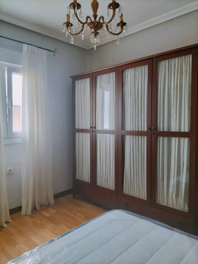 Piso de alquiler en Calle Cajo, Peñacastillo - Nueva Montaña Habitación de Piso de alquiler en Santander con Calefacción, Parquet y Amueblado