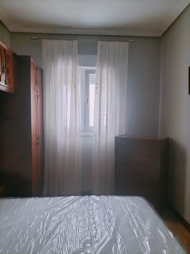 Piso de alquiler en Calle Cajo, Peñacastillo - Nueva Montaña Habitación de Piso de alquiler en Santander con Calefacción, Parquet y Amueblado