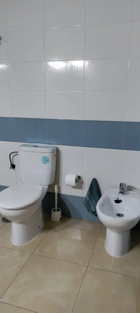 Baño de Piso de alquiler en Cuacos de Yuste con Aire acondicionado, Trastero y Amueblado
