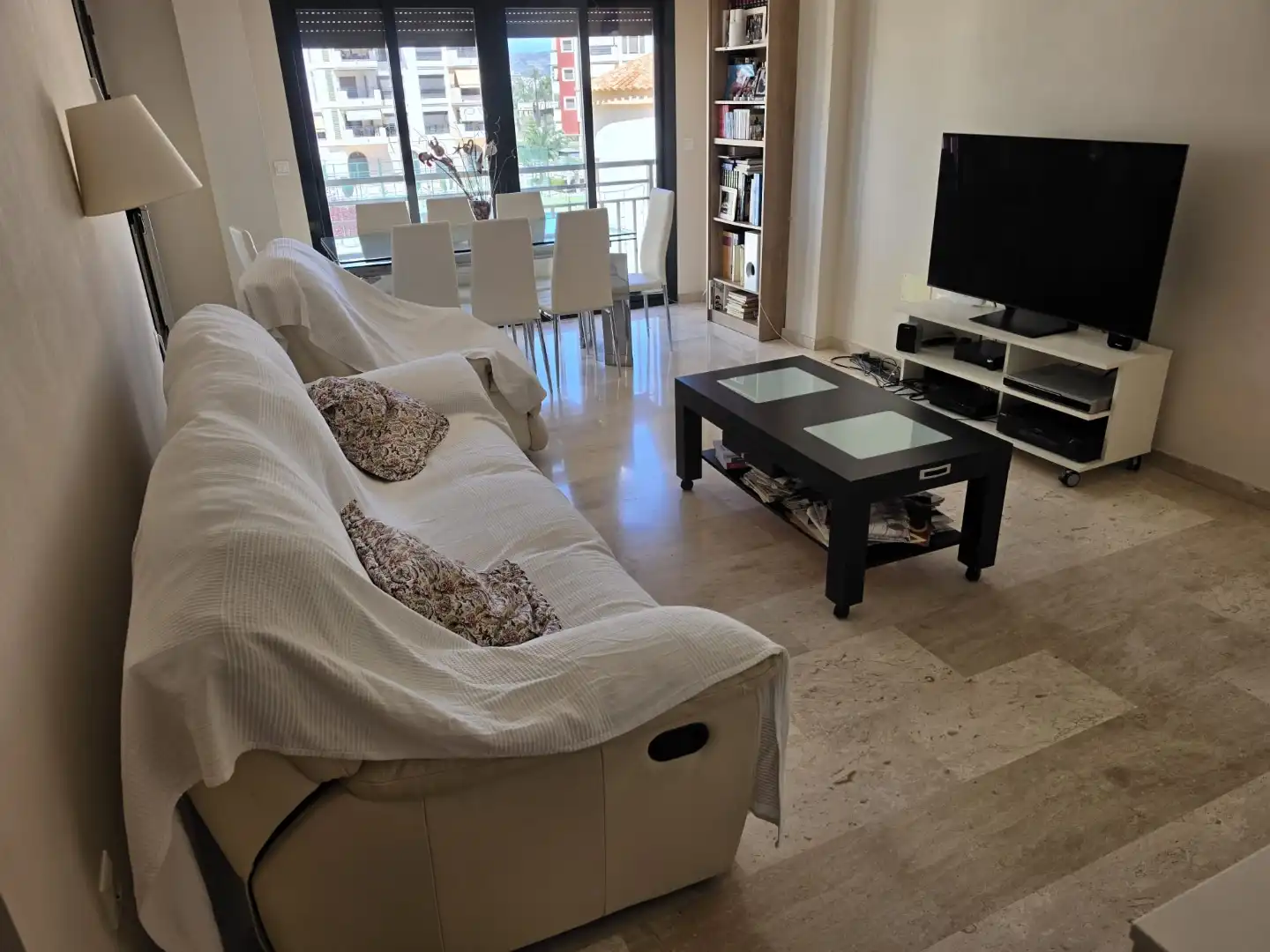 Piso de alquiler en Carrer Curtidors, 2, El Raval - Portes Encarnades Sala de estar de Piso de alquiler en Elche / Elx con Aire acondicionado, Piscina y Balcón