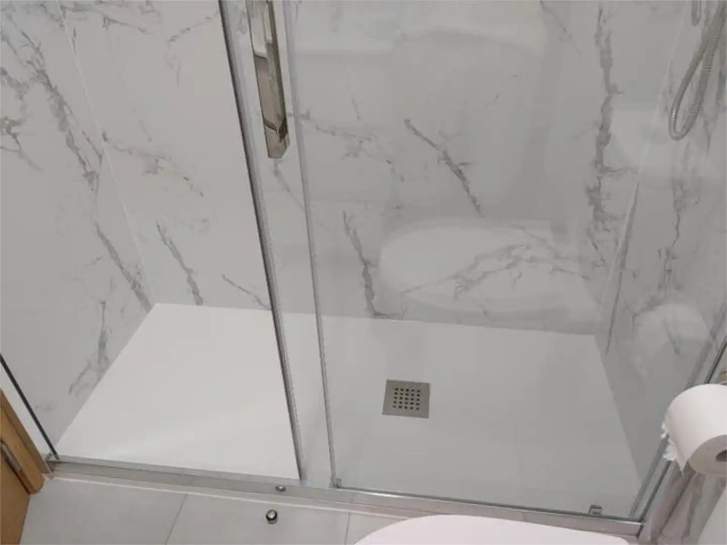 Flat for rent in A Piriganlla - Albeiros - Garabolos Bathroom of Flat for rent in Lugo with Heating, Terrace and Storage room
