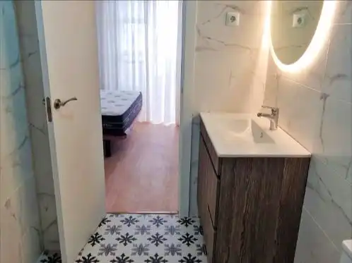 Flat for sale in Calle Rosario Cepeda, 24, Centro Histórico Bathroom of Flat for sale in Cádiz Capital with Balcony