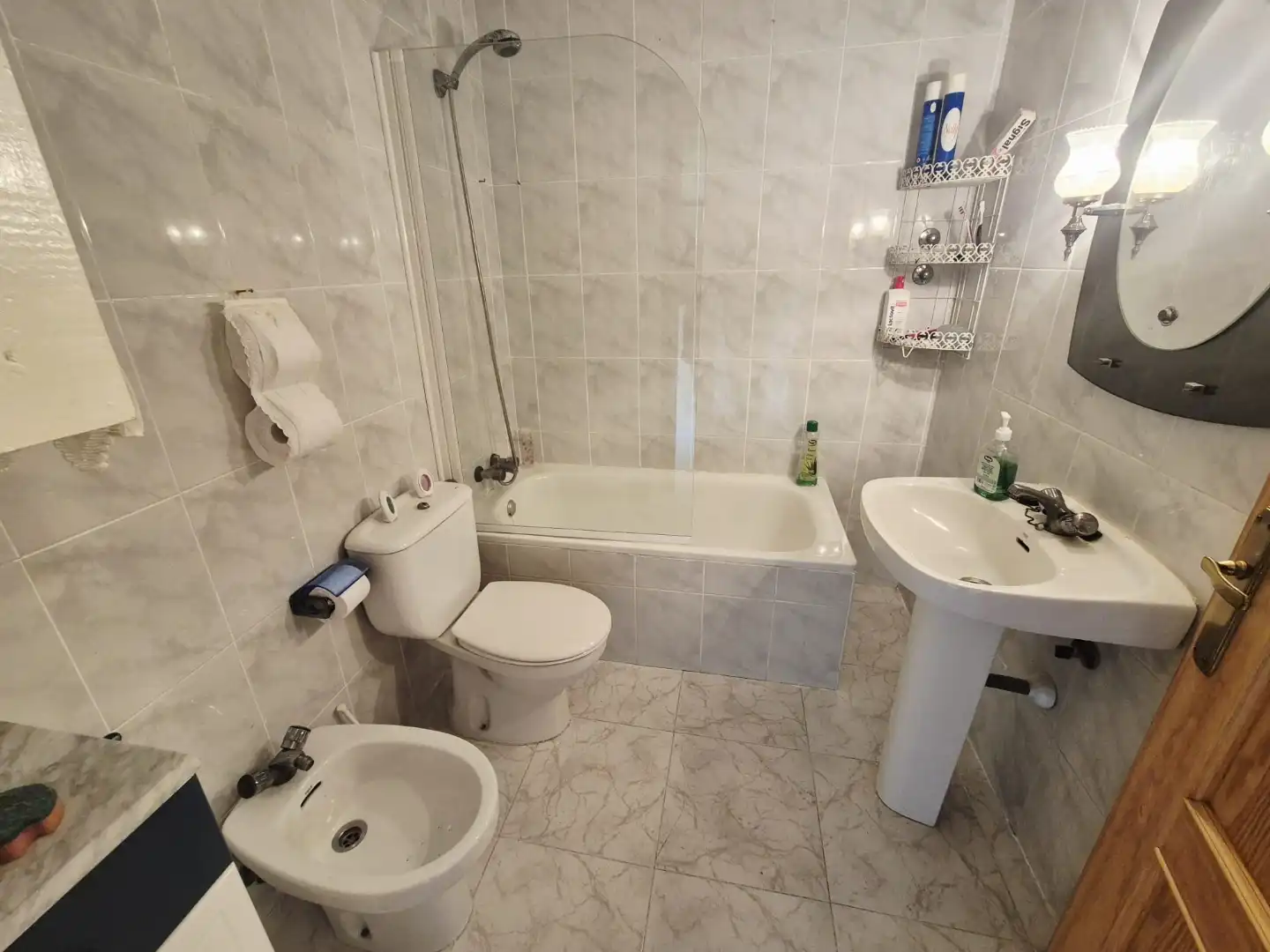 Flat for rent in Camino Agua Prados, 60, Navaluenga Bathroom of Flat for rent in Navaluenga with Terrace, Furnished and Oven