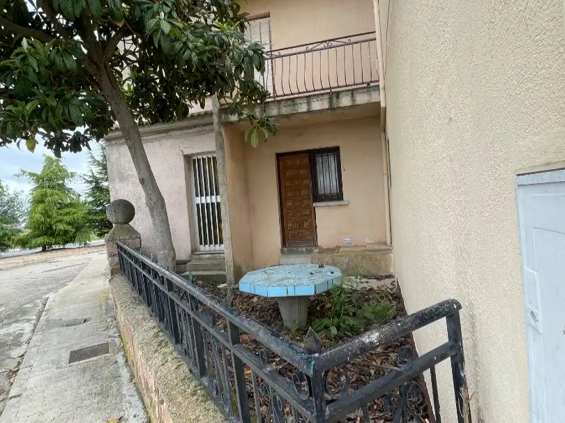Casa o chalet en venta en Calle Máximo González, 20, Turégano Casa o chalet en venta en Calle Máximo González, 20, Turégano