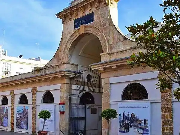 Flat for sale in Calle Rosario Cepeda, 24, Centro Histórico Exterior view of Flat for sale in Cádiz Capital with Balcony