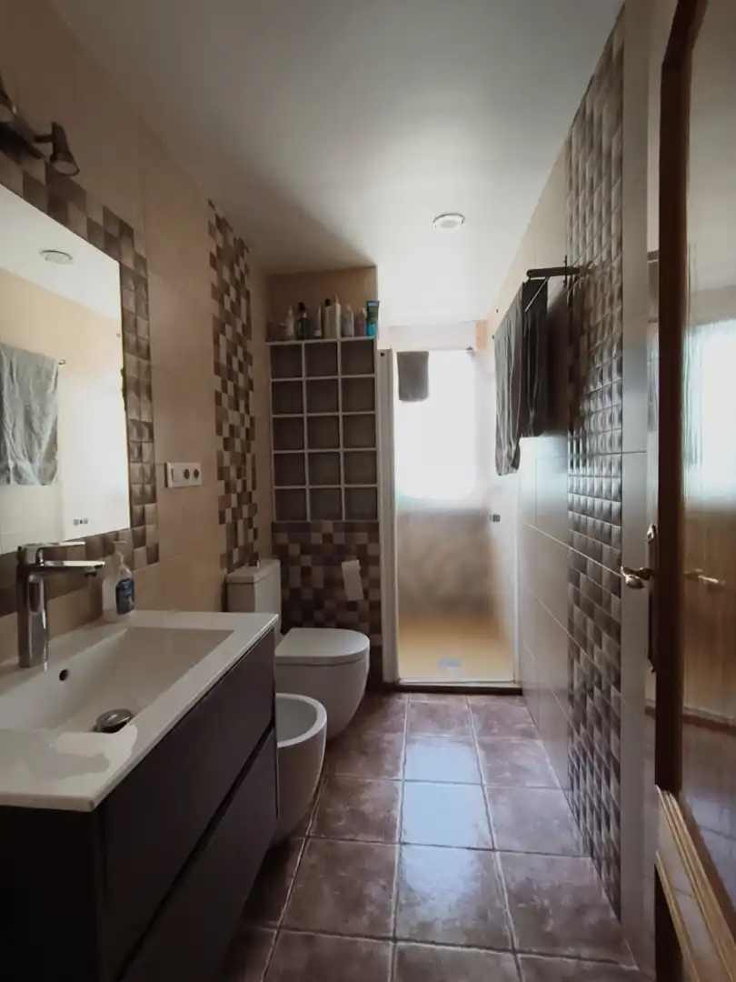 Flat for rent in Calle Maximiliano Garcia Soriano, 62, Fraternidad Flat for rent in Calle Maximiliano Garcia Soriano, 62, Fraternidad