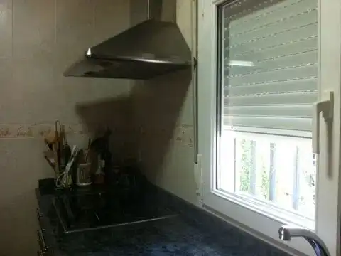 Wohnung zum Verkauf in Avenida de Las Abadias, 36, Norte Küche von Wohnung zum Verkauf in Mérida mit Klimaanlage, Heizung und Privatgarten