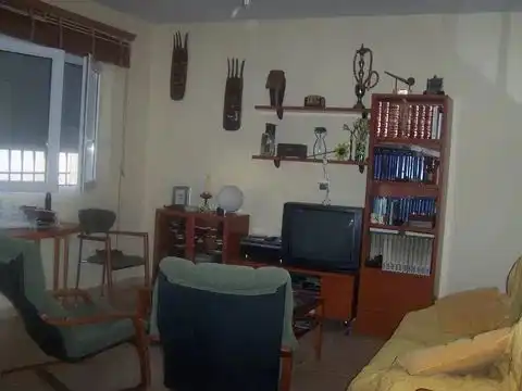 Wohnung zum Verkauf in Avenida de Las Abadias, 36, Norte Wohnzimmer von Wohnung zum Verkauf in Mérida mit Klimaanlage, Heizung und Privatgarten