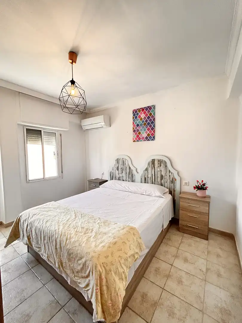 Piso de alquiler en Calle Archidona, 2, Portada Alta - Pol. Crta. De Cártama Habitación de Piso de alquiler en Málaga