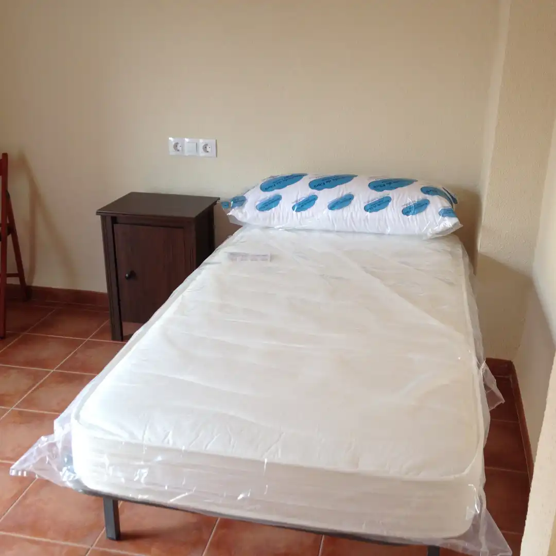 Flat for rent in Calle Alcalde Aparicio y Marín, Ciudad Jardín - Zoco Flat for rent in Calle Alcalde Aparicio y Marín, Ciudad Jardín - Zoco