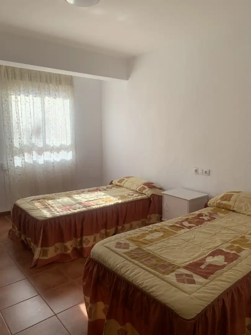 Flat for rent in Calle Alcalde Aparicio y Marín, Ciudad Jardín - Zoco Flat for rent in Calle Alcalde Aparicio y Marín, Ciudad Jardín - Zoco