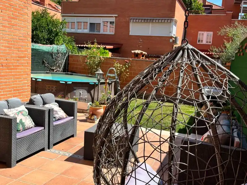 Haus oder Chalet zum Verkauf in Calle Valdezarza, 32, Daganzo de Arriba Terrasse von Haus oder Chalet zum Verkauf in Daganzo de Arriba mit Klimaanlage, Heizung und Privatgarten