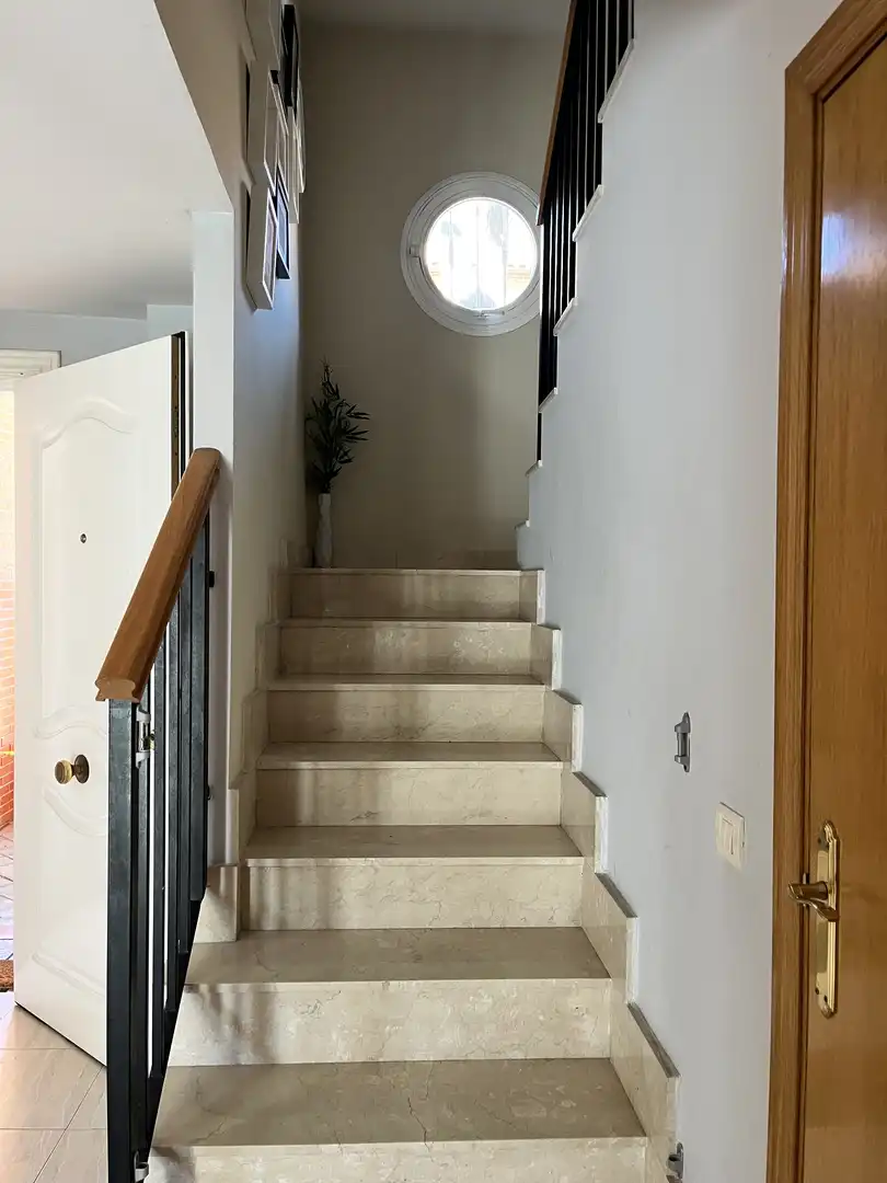 Haus oder Chalet zum Verkauf in Calle Valdezarza, 32, Daganzo de Arriba Haus oder Chalet zum Verkauf in Daganzo de Arriba mit Klimaanlage, Heizung und Privatgarten