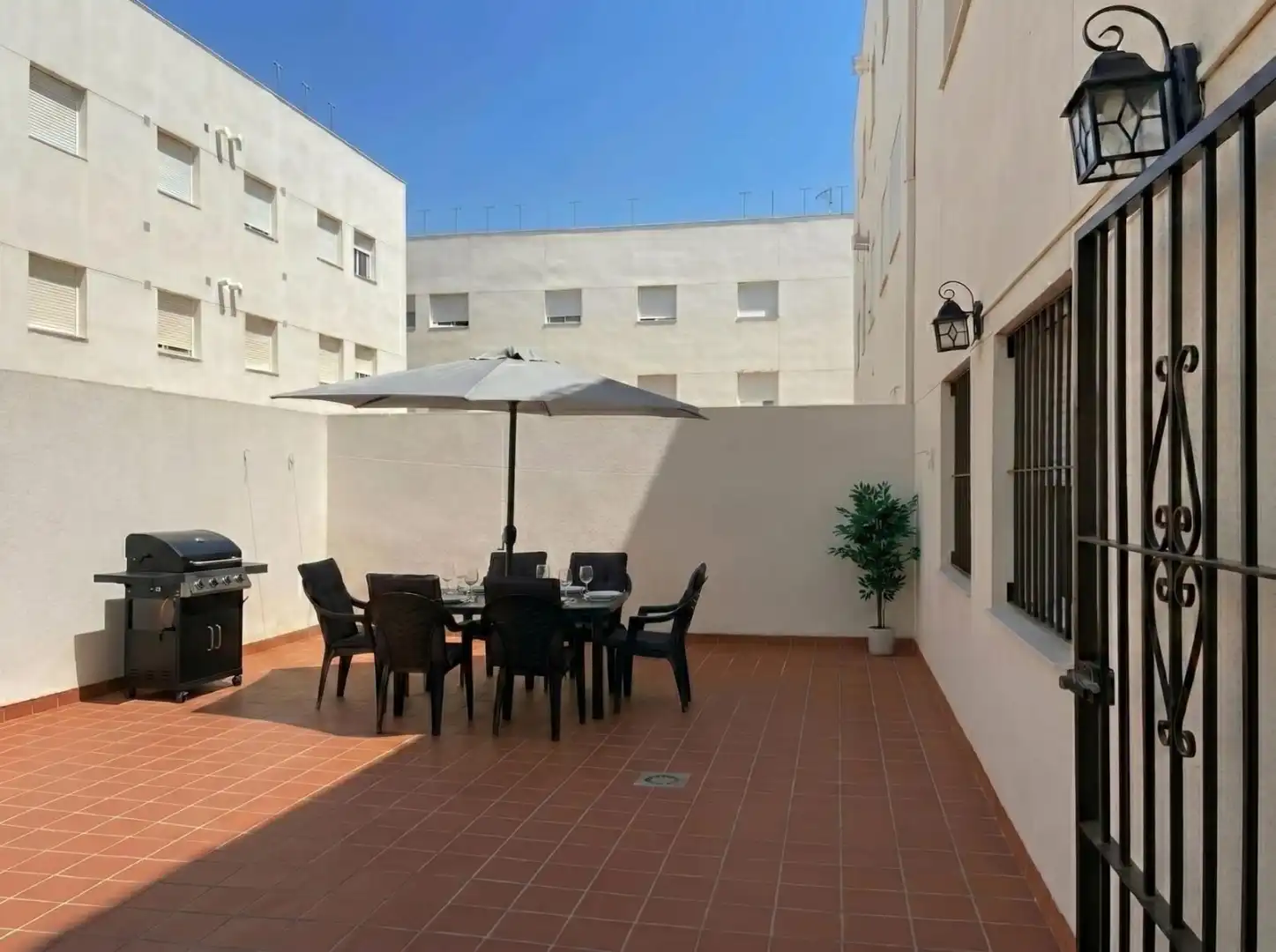 Flat for rent in Calle Gerbera, 2, La Banda - Campo de Fútbol Terrace of Flat for rent in Chiclana de la Frontera with Terrace and Furnished
