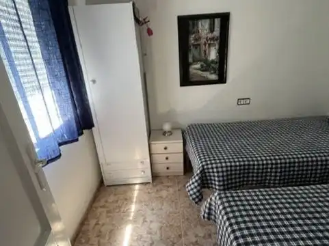 Piso de alquiler en Avenida Diego Ramírez Pastor, 166, Antonio Machado Habitación de Piso de alquiler en Torrevieja con Aire acondicionado, Terraza y Piscina