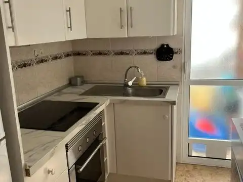 Piso de alquiler en Avenida Diego Ramírez Pastor, 166, Antonio Machado Cocina de Piso de alquiler en Torrevieja con Aire acondicionado, Terraza y Piscina