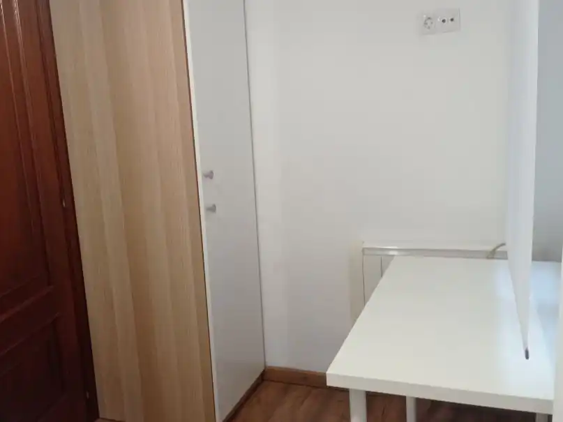 Flat for rent in Rúa das Salvadas, 23, Campus Norte - San Caetano Flat for rent in Santiago de Compostela with Heating, Parquet flooring and Furnished