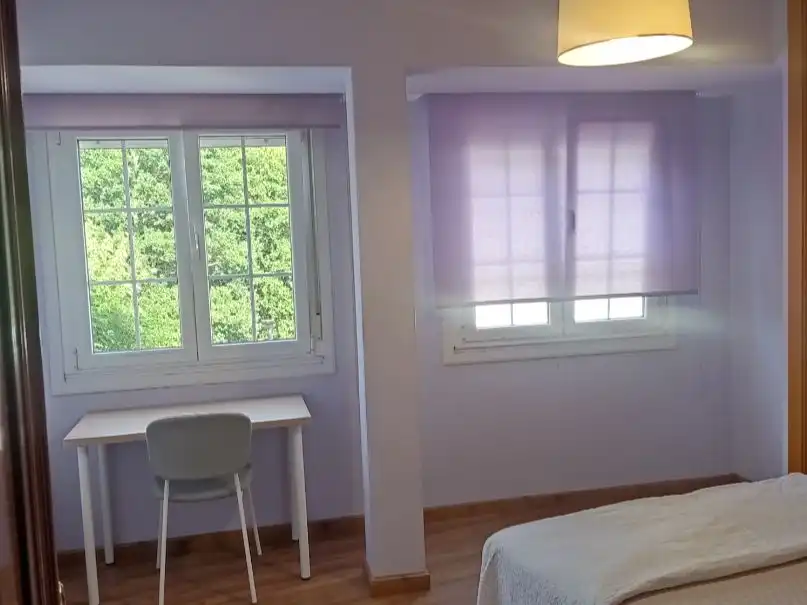 Flat for rent in Rúa das Salvadas, 23, Campus Norte - San Caetano Bedroom of Flat for rent in Santiago de Compostela with Heating, Parquet flooring and Furnished