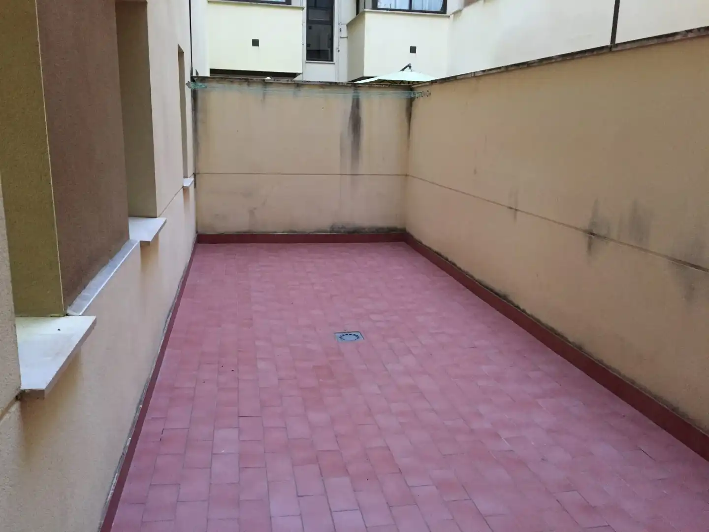 Flat for rent in Calle Manuel Núñez, 3, Oeste Terrace of Flat for rent in Mérida with Air Conditioner, Heating and Private garden