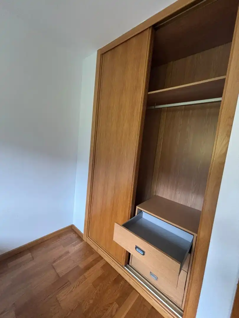 Piso de alquiler en Calle Emilia Pardo Bazán, 12, El Carbayedo - El Quirinal Habitación de Piso de alquiler en Avilés con Trastero