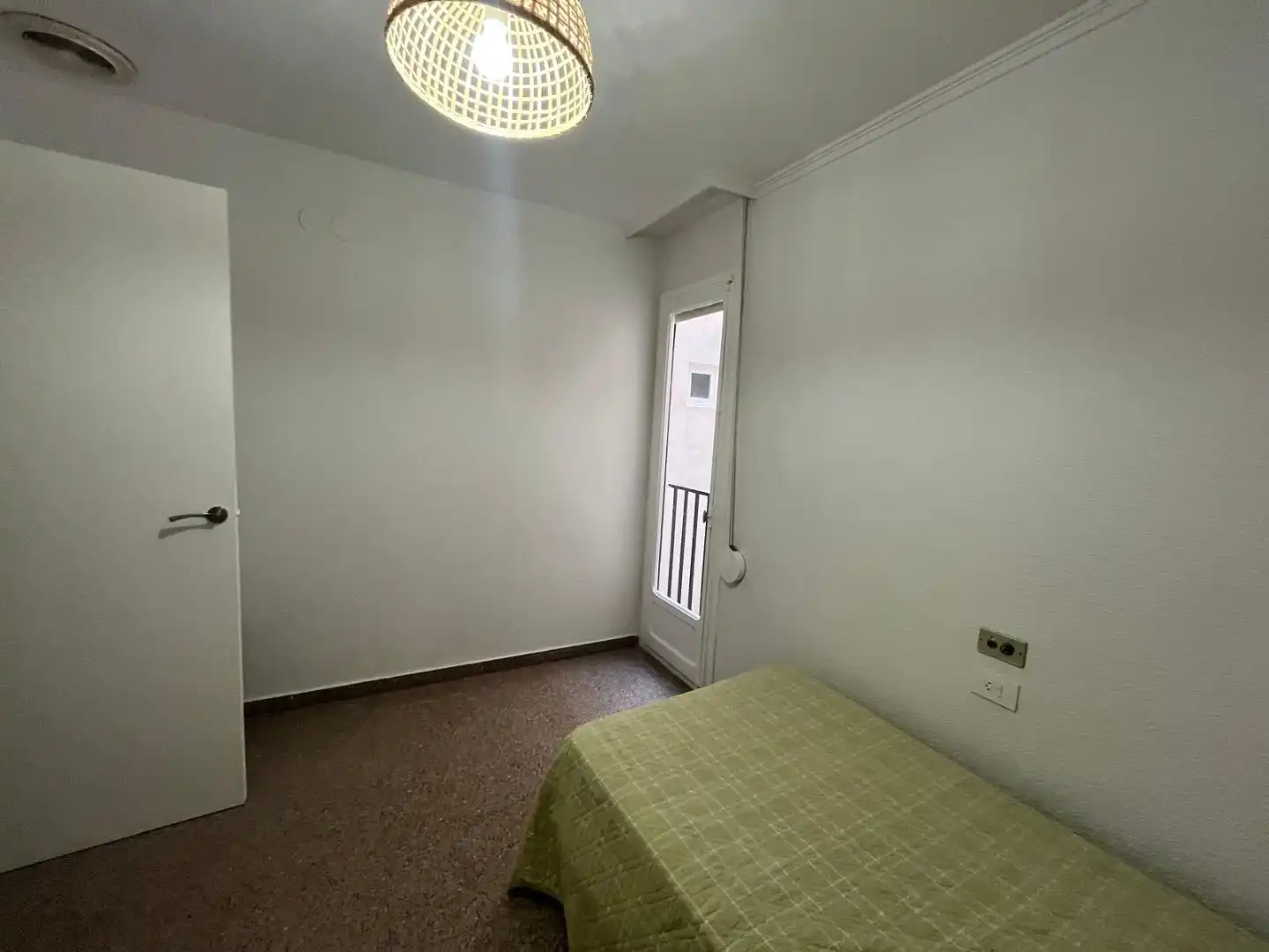 Flat for rent in Carrer Hilarión Eslava, 3, Reina Victoria - Miguel Hernández Bedroom of Flat for rent in Elche / Elx with Air Conditioner, Terrace and Furnished