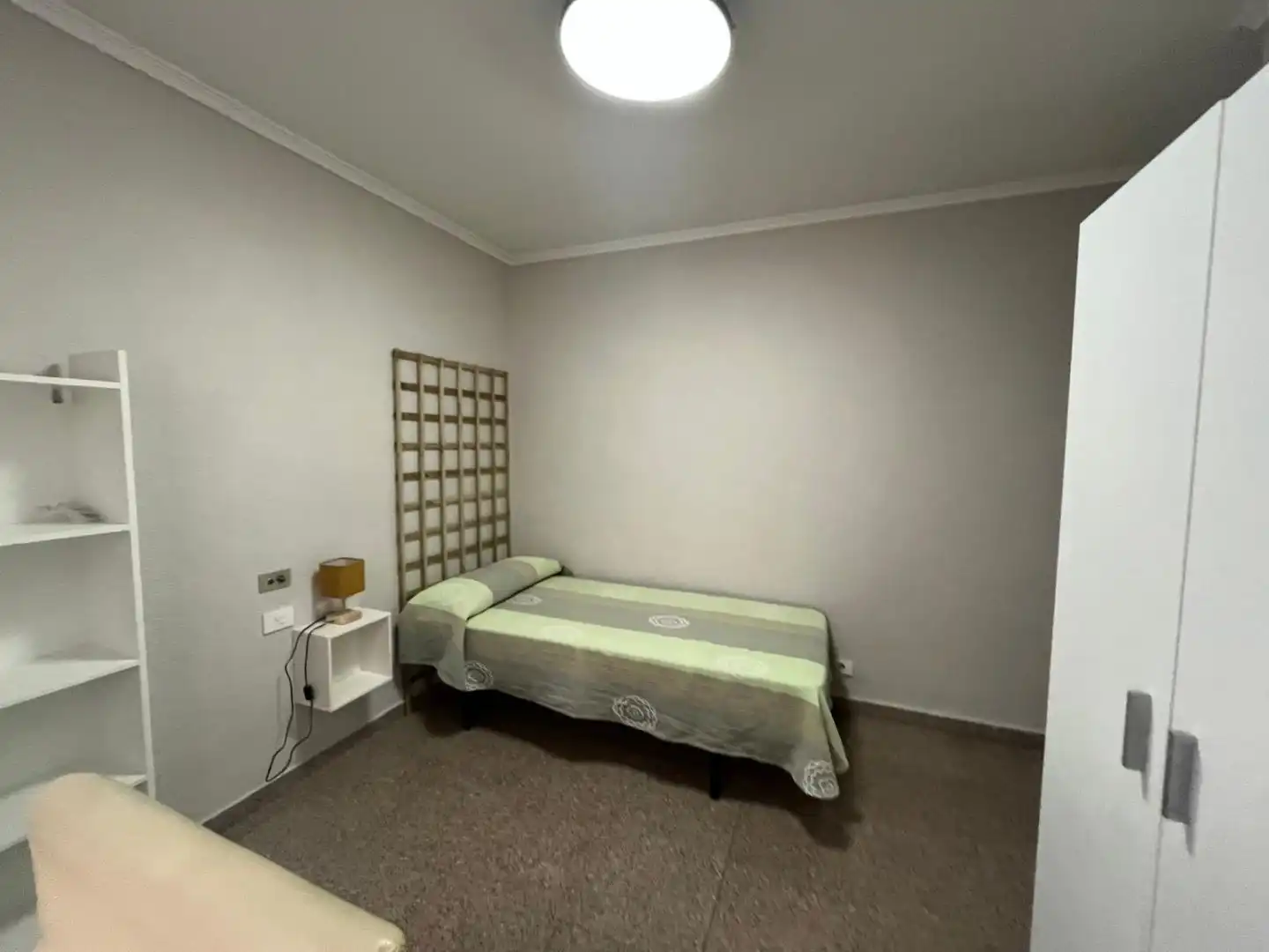Flat for rent in Carrer Hilarión Eslava, 3, Reina Victoria - Miguel Hernández Bedroom of Flat for rent in Elche / Elx with Air Conditioner, Terrace and Furnished