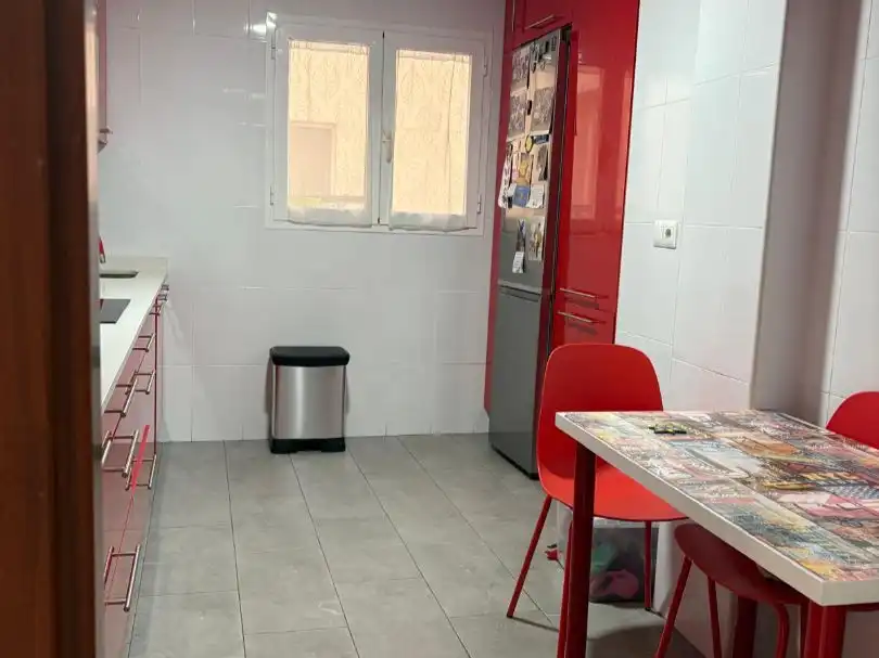 Piso en venta en Avenida Ronda del Estero, 28, Ronda del Estero Cocina de Piso en venta en San Fernando con Aire acondicionado y Piscina
