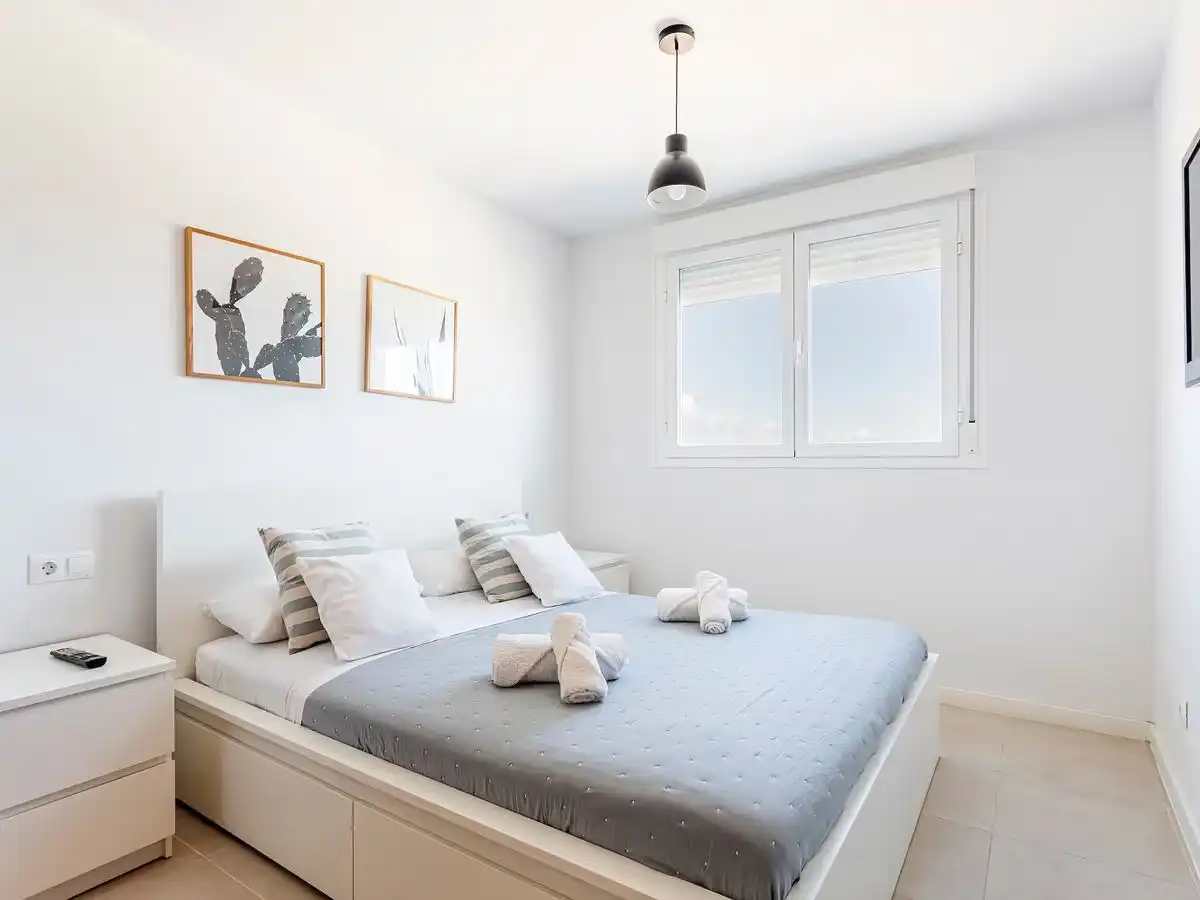 Wohnung zum Verkauf in Avinguda de la Tramuntana, 12, Playa del Puig Schlafzimmer von Wohnung zum Verkauf in El Puig de Santa Maria mit Klimaanlage, Terrasse und Schwimmbad