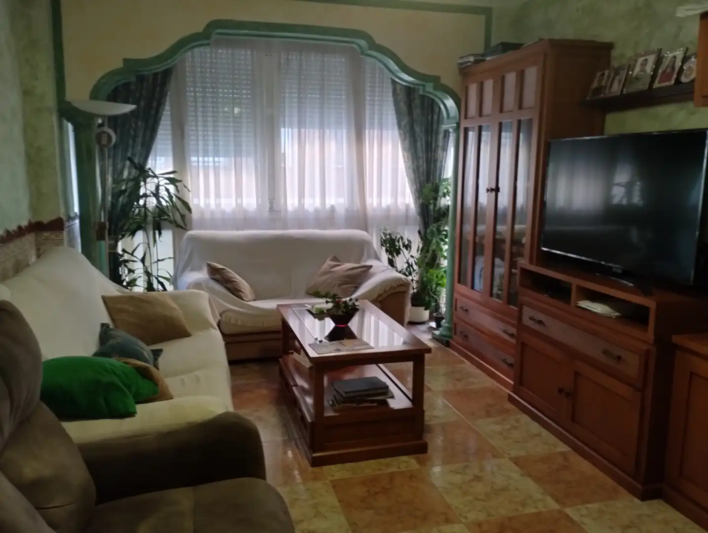 Sala de estar de Piso de alquiler en Cuenca con Calefacción, Trastero y Amueblado