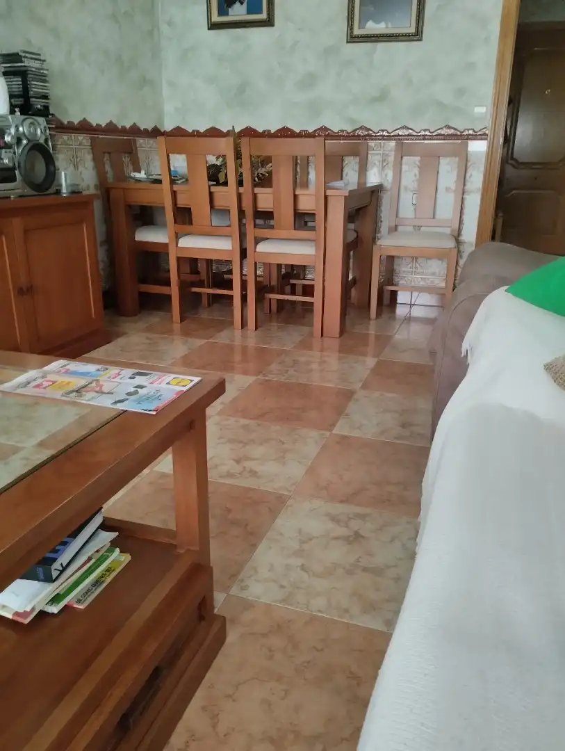 Comedor de Piso de alquiler en Cuenca con Calefacción, Trastero y Amueblado