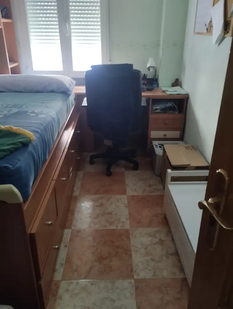 Habitación de Piso de alquiler en Cuenca con Calefacción, Trastero y Amueblado