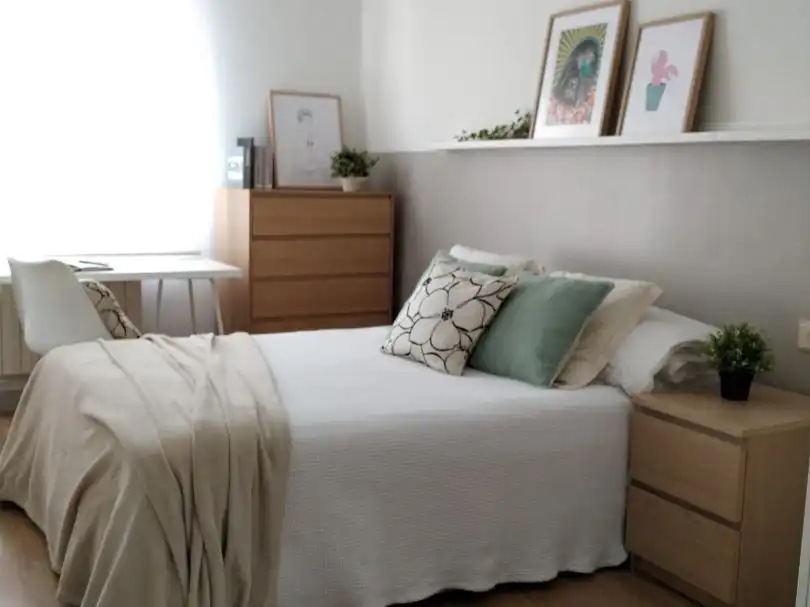 Piso en venta en Zumakadi Ibilbidea, 70, Adurtza Habitación de Piso en venta en Vitoria - Gasteiz con Calefacción y Amueblado