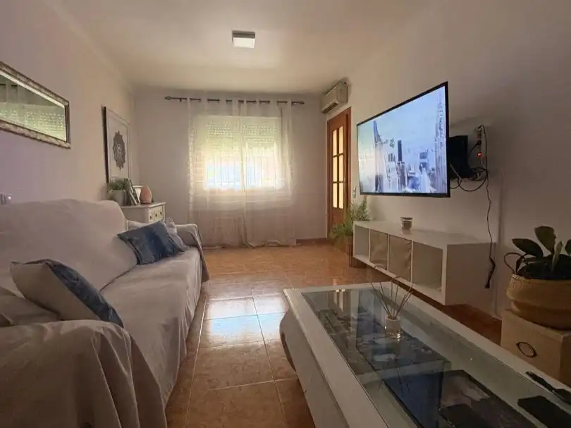 Piso en venta en Calle Pasionaria, 19, La Gangosa Sala de estar de Piso en venta en Vícar con Aire acondicionado, Parquet y Terraza