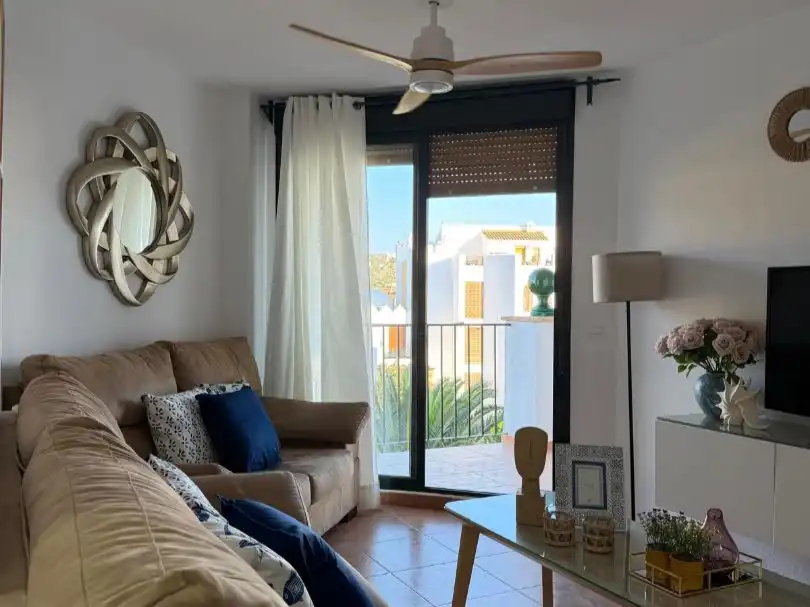 Piso en venta en Carretera de Atlanterra, 1, Zahara de los Atunes Sala de estar de Piso en venta en Zahara de los Atunes con Terraza, Piscina y Balcón