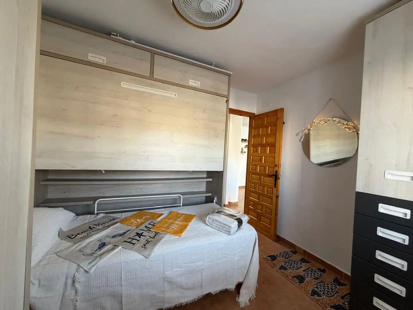 Piso en venta en Carretera de Atlanterra, 1, Zahara de los Atunes Habitación de Piso en venta en Zahara de los Atunes con Terraza, Piscina y Balcón