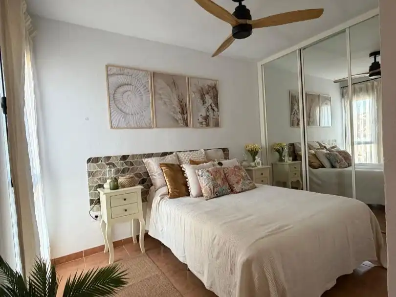 Piso en venta en Carretera de Atlanterra, 1, Zahara de los Atunes Habitación de Piso en venta en Zahara de los Atunes con Terraza, Piscina y Balcón