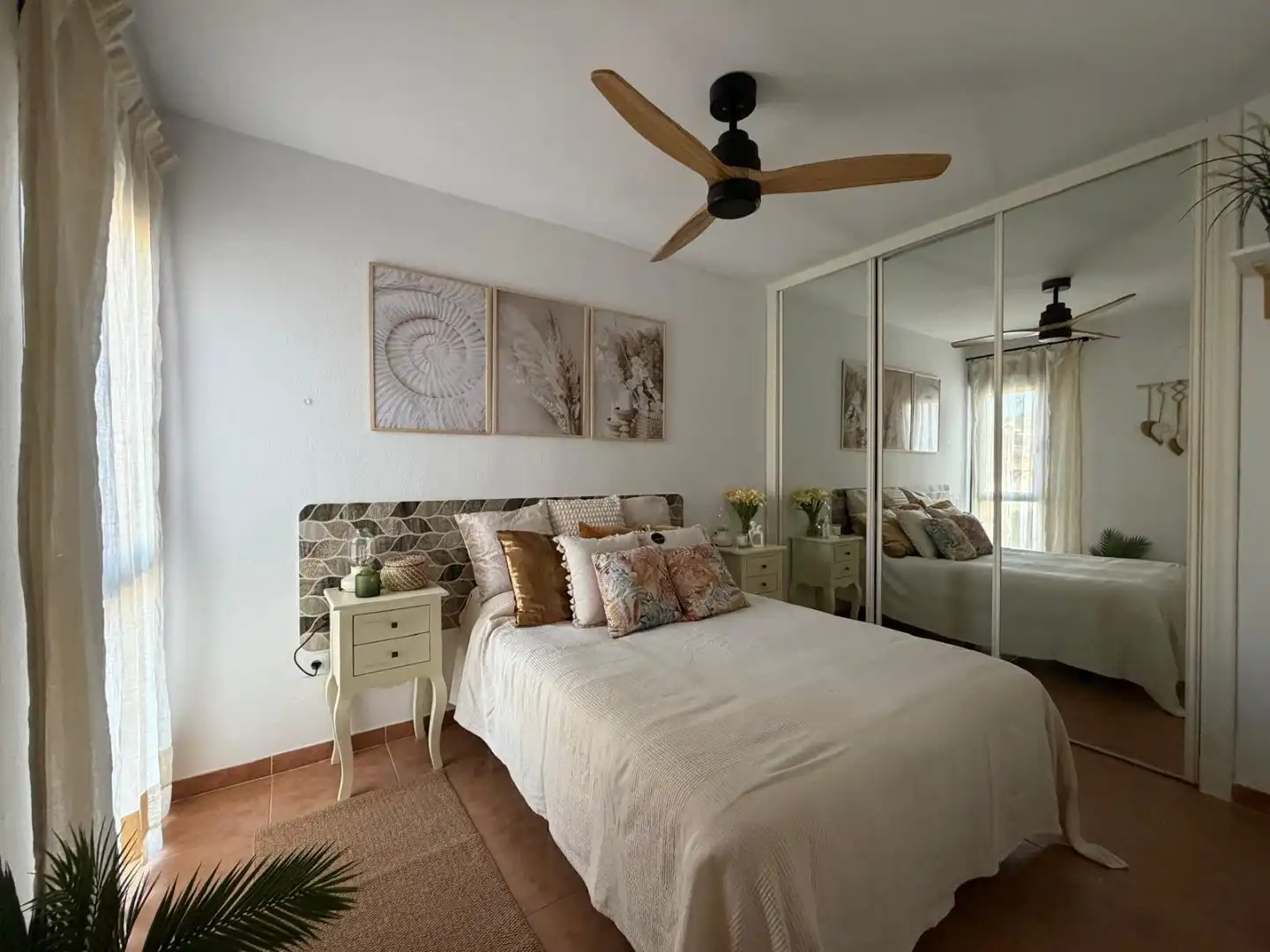 Piso en venta en Carretera de Atlanterra, 1, Zahara de los Atunes Habitación de Piso en venta en Zahara de los Atunes con Terraza, Piscina y Balcón