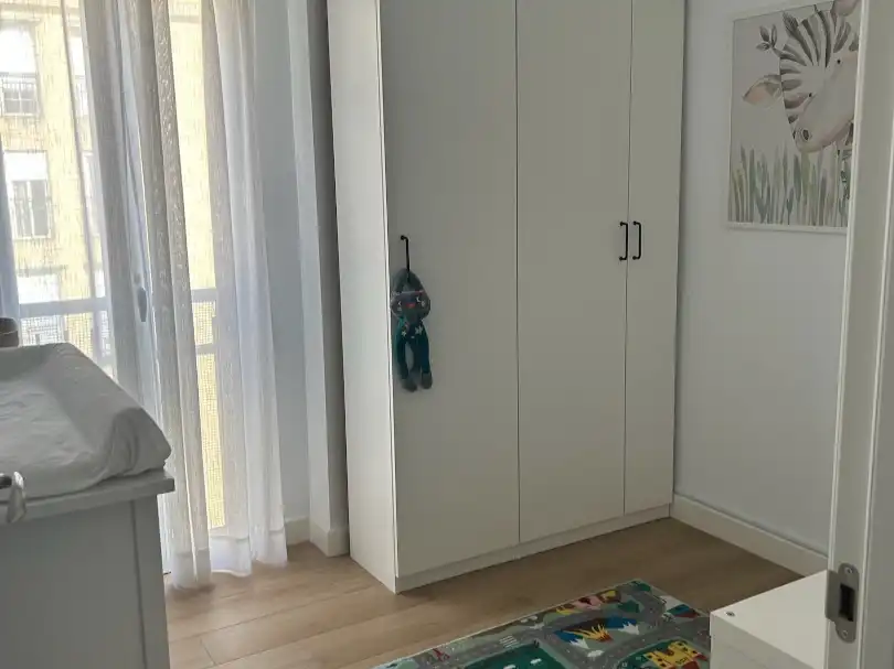 Wohnung zum Verkauf in Calle Circunvalación Encina, 20, Chana Schlafzimmer von Wohnung zum Verkauf in Granada Capital mit Klimaanlage und Balkon