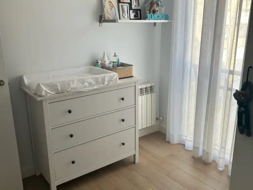 Wohnung zum Verkauf in Calle Circunvalación Encina, 20, Chana Schlafzimmer von Wohnung zum Verkauf in Granada Capital mit Klimaanlage und Balkon