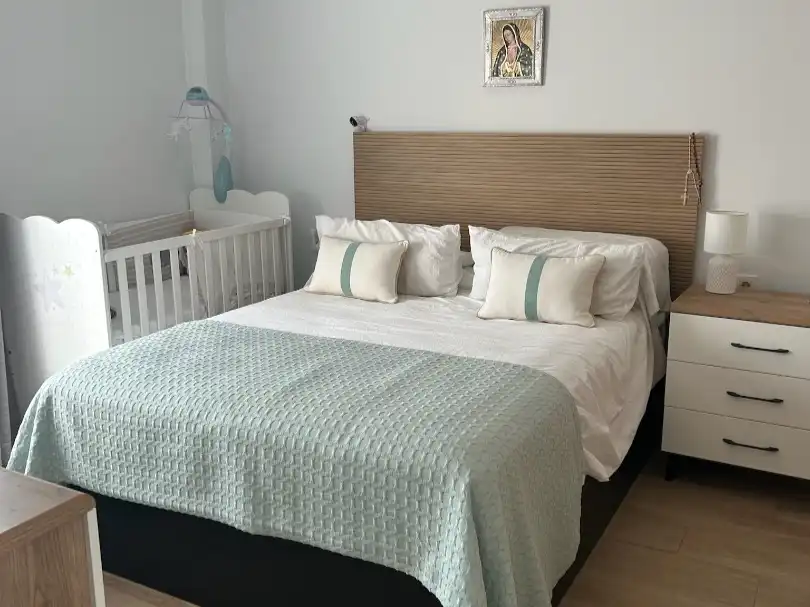 Wohnung zum Verkauf in Calle Circunvalación Encina, 20, Chana Schlafzimmer von Wohnung zum Verkauf in Granada Capital mit Klimaanlage und Balkon