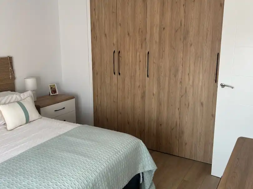 Wohnung zum Verkauf in Calle Circunvalación Encina, 20, Chana Schlafzimmer von Wohnung zum Verkauf in Granada Capital mit Klimaanlage und Balkon